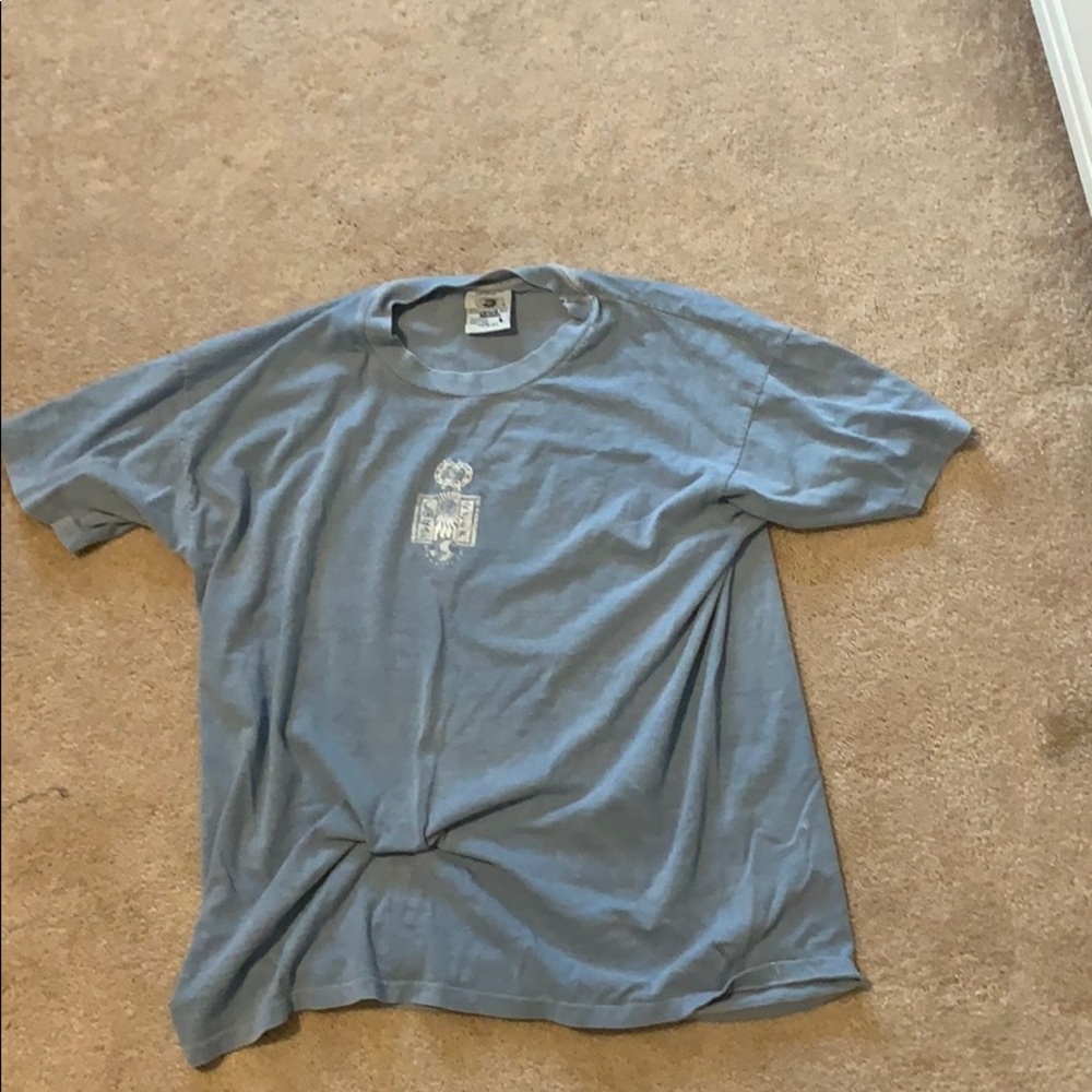 Graphic tee